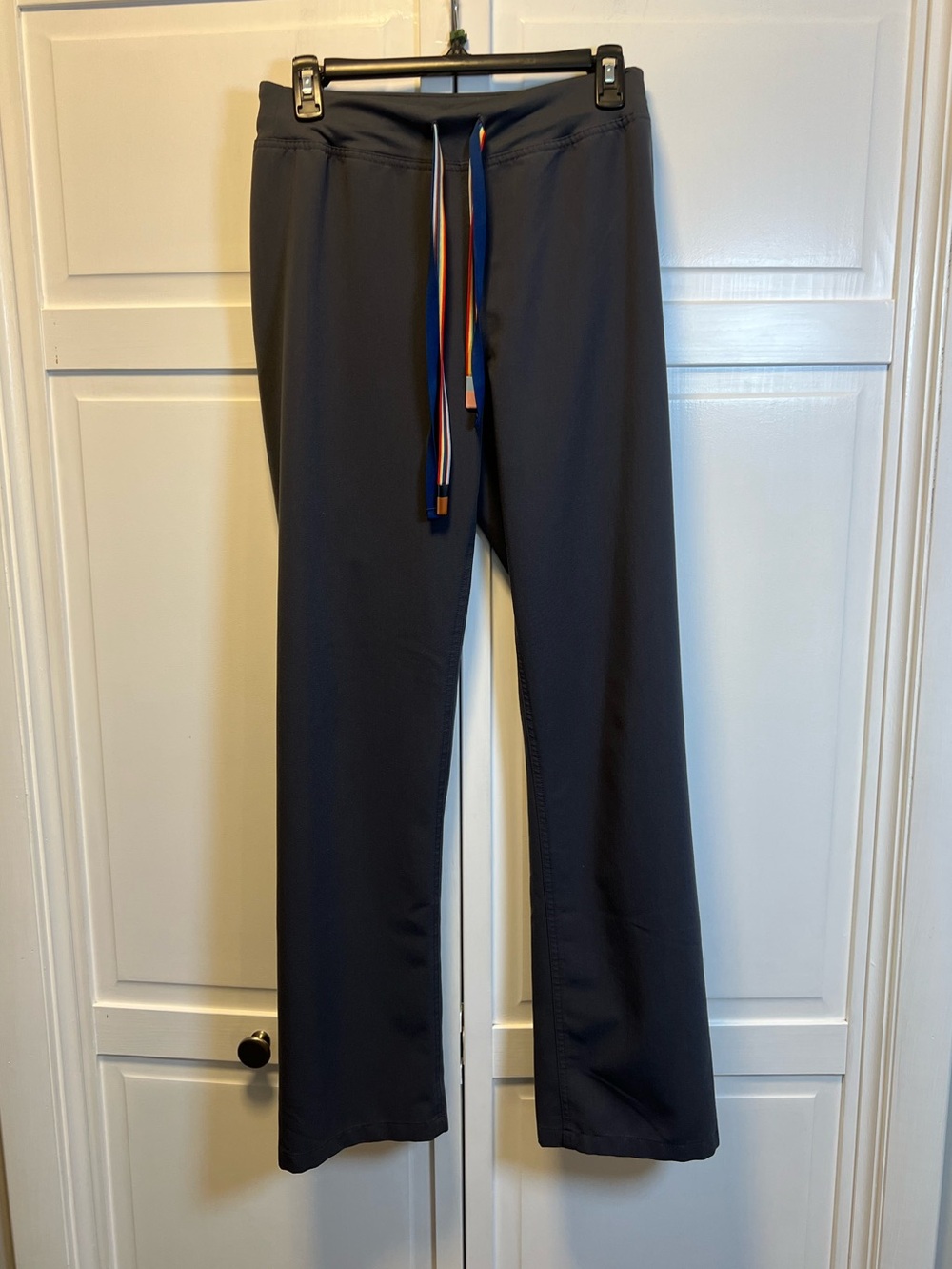 Figs Womens Pride Edition Livingston High Waisted Scrub Pant Multicolor Drawcord